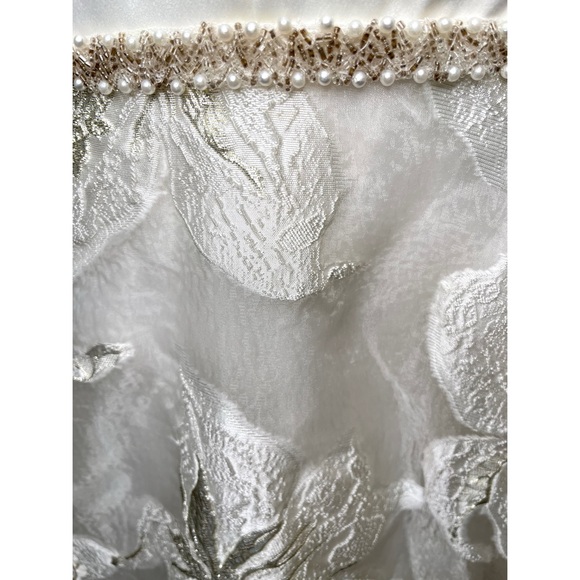 Bronx and Banco Alexia High-low Beaded Reception Gown in Ivory & Gold Medium - Picture 13 of 17